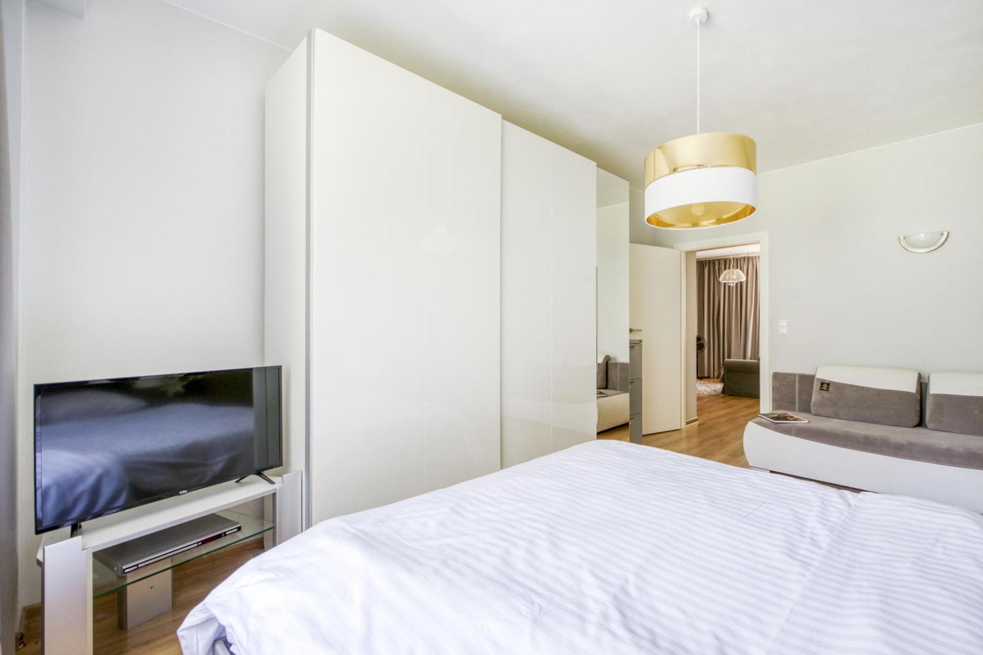 Nr 1 Europa22 Centrum Apartment Old Town Warsaw Stare Miasto Historyczna Kamienica Umiejscowiona W Zabytkowej Czesci Warszawy Obok Parku Multimedialnego I Barbakanu Parking 24H Sniadanie Opcjonaln Breakfast Optional Check In From 14 Pm Parter Ground מראה חיצוני תמונה