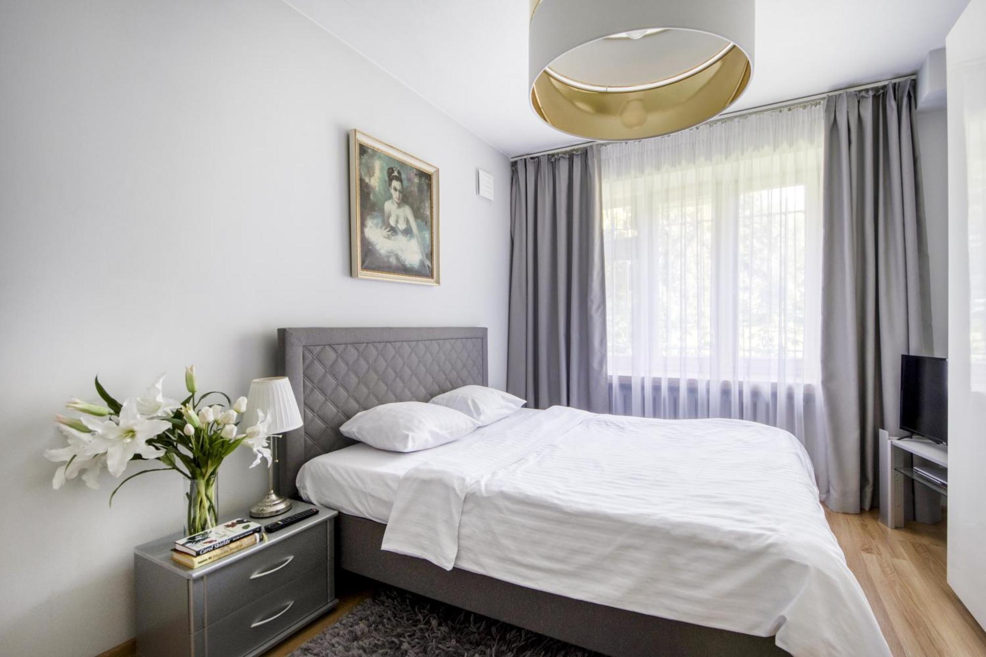 Nr 1 Europa22 Centrum Apartment Old Town Warsaw Stare Miasto Historyczna Kamienica Umiejscowiona W Zabytkowej Czesci Warszawy Obok Parku Multimedialnego I Barbakanu Parking 24H Sniadanie Opcjonaln Breakfast Optional Check In From 14 Pm Parter Ground מראה חיצוני תמונה